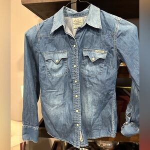 Women’s Denim Button-Up Shirt.